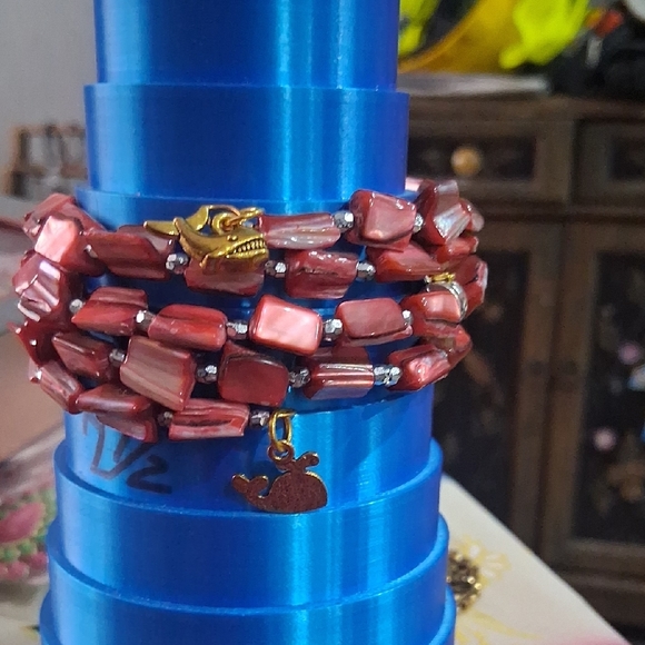 Elegant Pink Beaded Jewelry Set - Picture 4 of 13